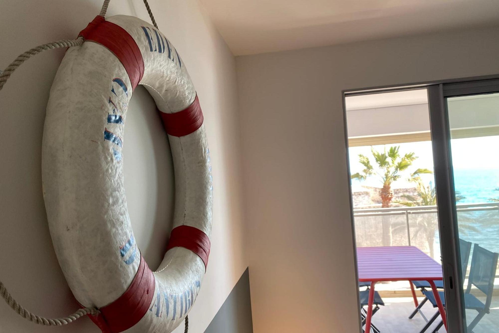 Sea View Near Ilette - Sleeps 4 - Parking Antibes