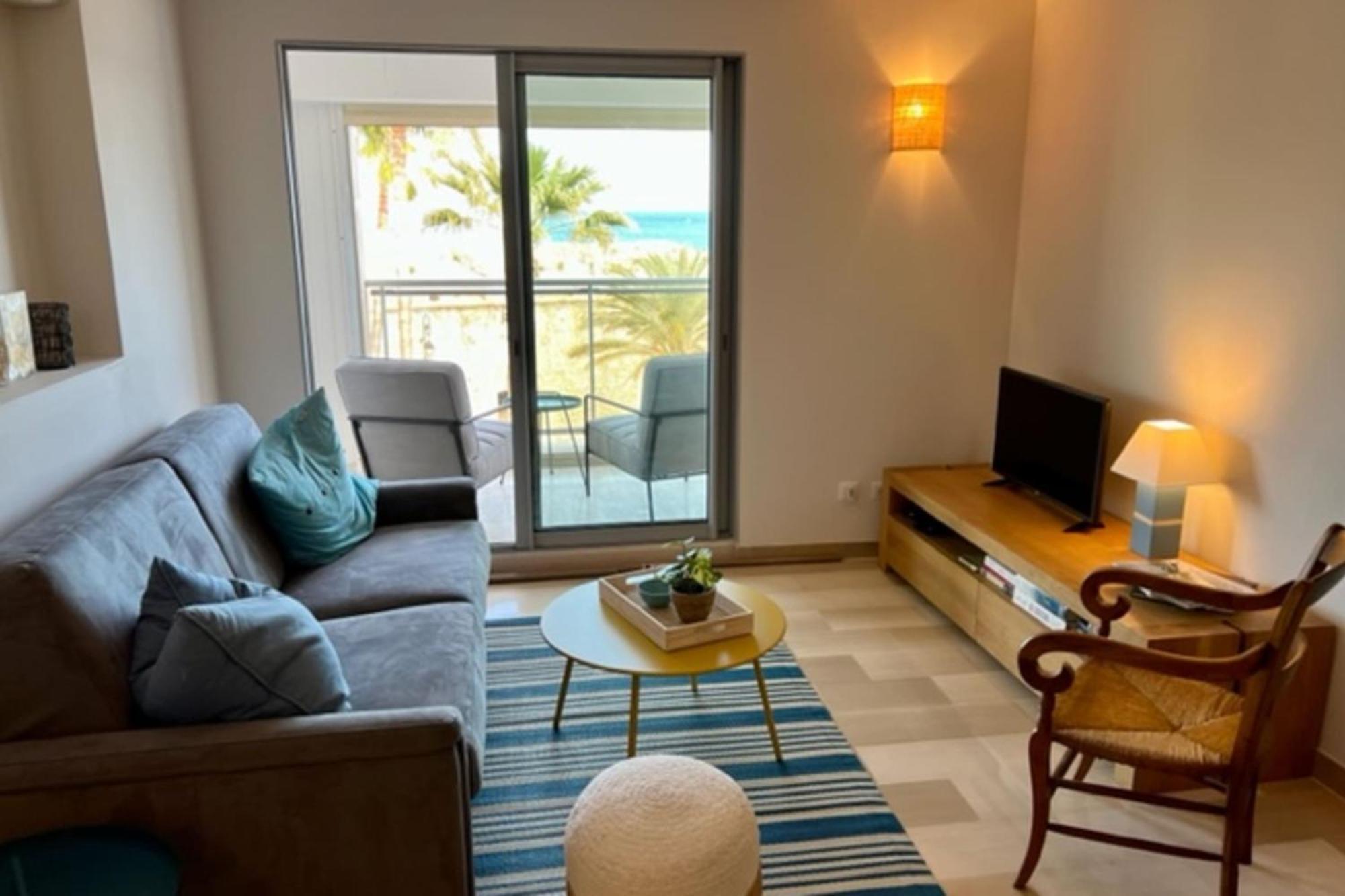 Vakantiehuis Sea View Near Ilette - Sleeps 4 - Parking Antibes