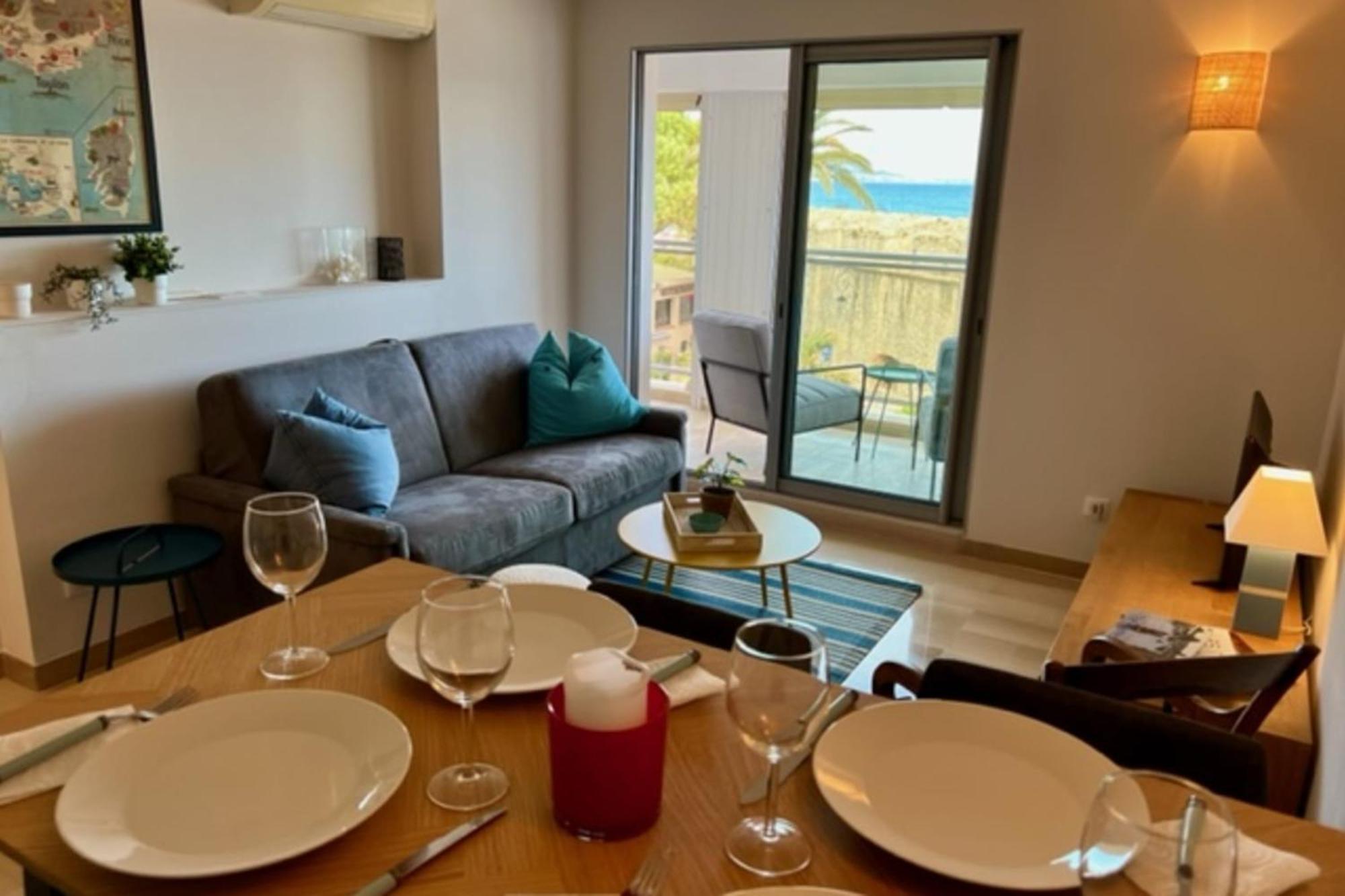 Holiday home Sea View Near Ilette - Sleeps 4 - Parking