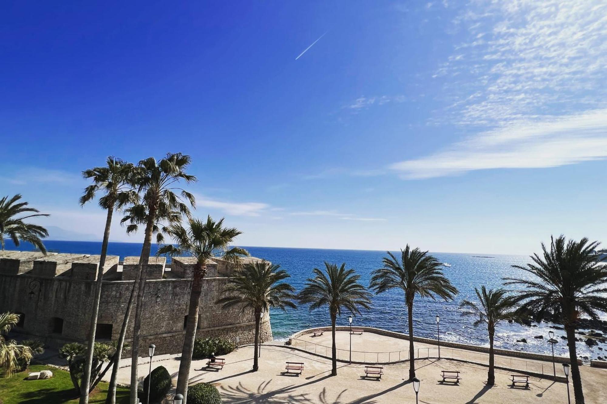 Sea View Near Ilette - Sleeps 4 - Parking Vakantiehuis Antibes