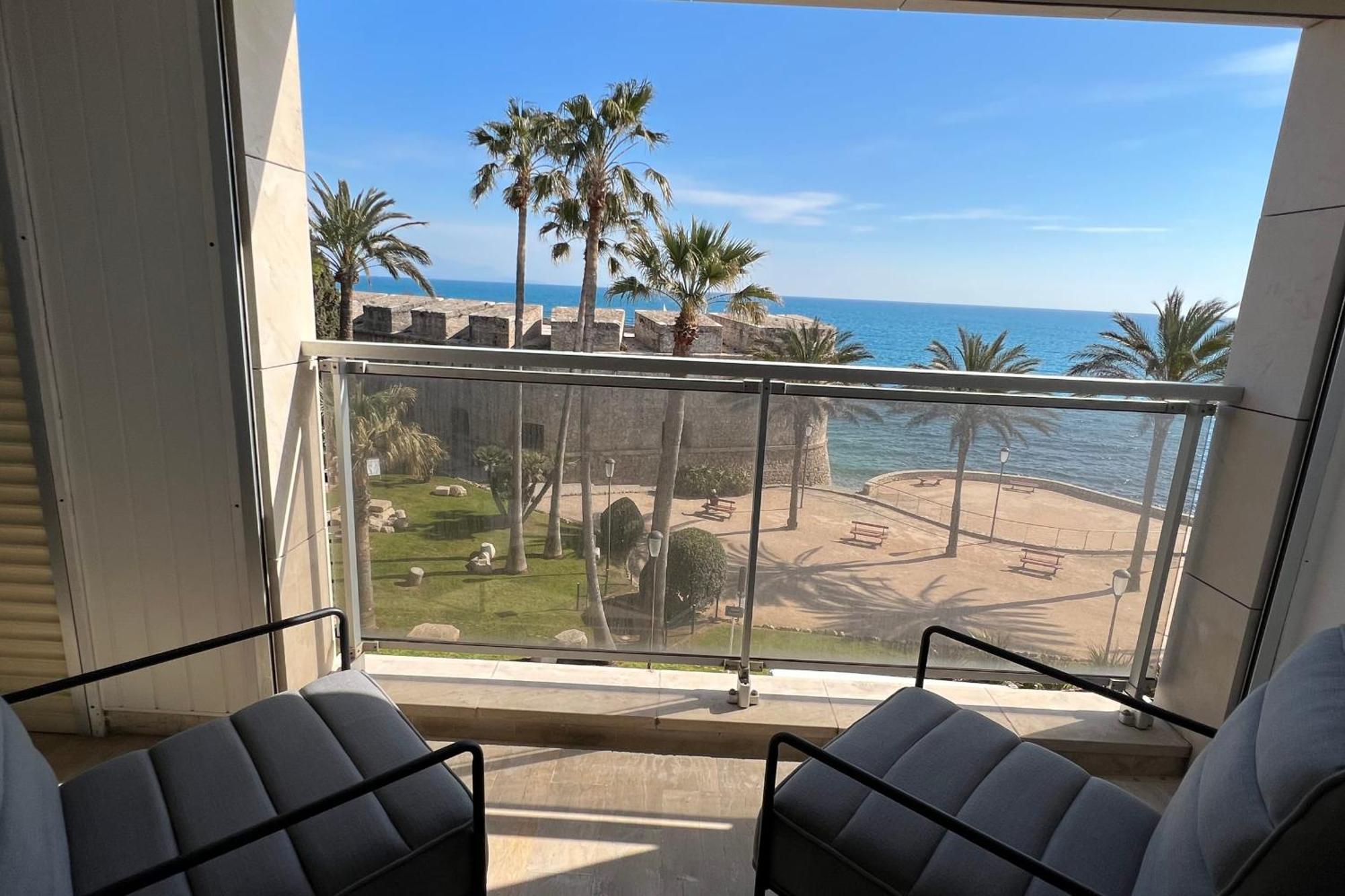 Holiday home Sea View Near Ilette - Sleeps 4 - Parking *